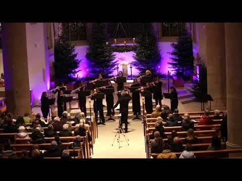 Flötenensemble Querwind spielt: „Stille Nacht, heilige Nacht“