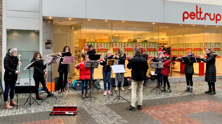 Querwind - Auftritt in der Fußgängerzone Lüdinghausen Weihnachten 2019