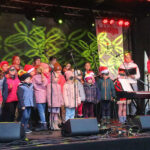 Kinder- und Jugendchor des Musikschulkreises auf dem Weihnachtsmarkt in Lüdinghausen