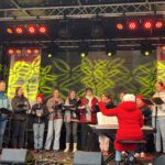 Kinder- und Jugendchor des Musikschulkreises auf dem Weihnachtsmarkt in Lüdinghausen