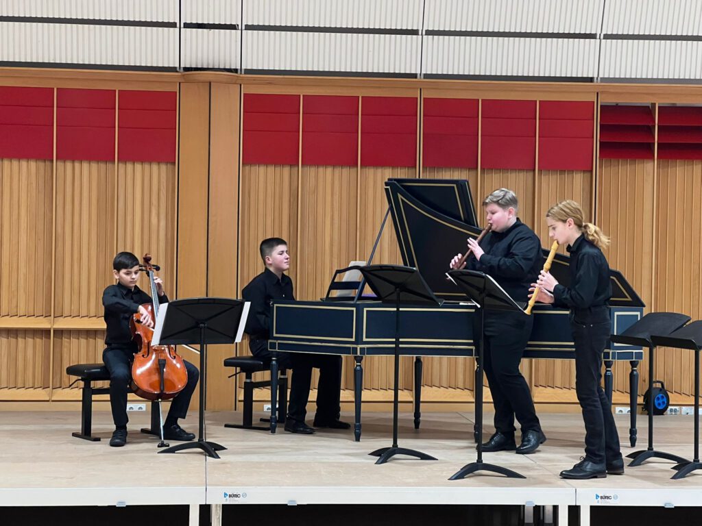 Schülerinnen und Schüler des Musikschulkreises beim Regionalwettbewerb "Jugend musiziert"