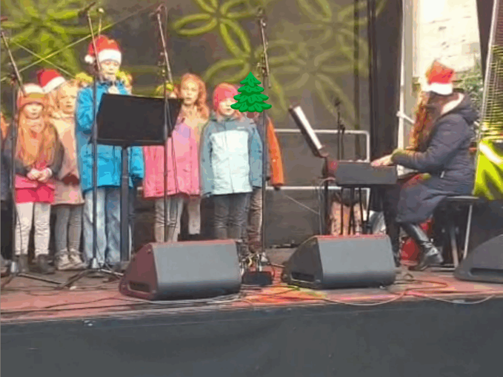 Kinder- und Jugendchor auf dem Weihnachtsmarkt 205 in Lüdinghausen